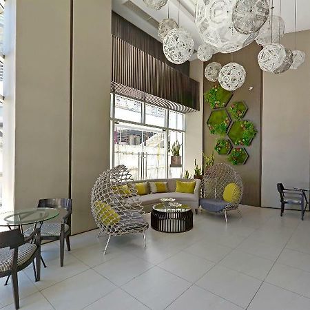 Currency Serviced Suites Pasig City Экстерьер фото